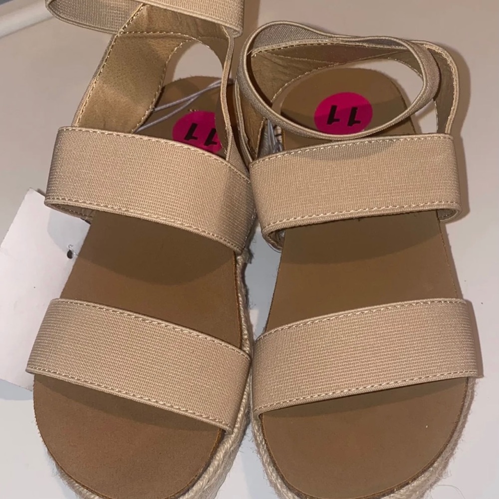 Steve Madden 11C Wedges